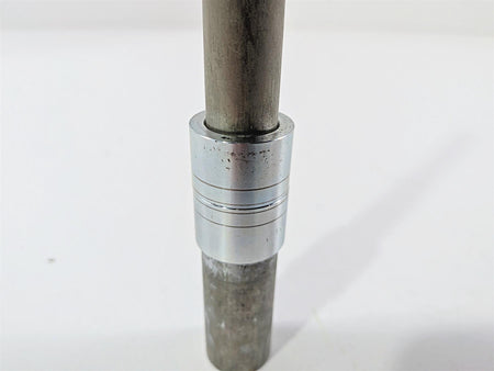 2025 Yamaha YZF R7 Front Wheel Spindle Axle 1RC-25181-00-00 {{ shop.shopifyCountryName }} - Mototech271