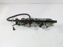 Load image into Gallery viewer, 2006 Yamaha GP1300R Waverunner Throttle Body Fuel Injector Set 60T-13750-00-00
