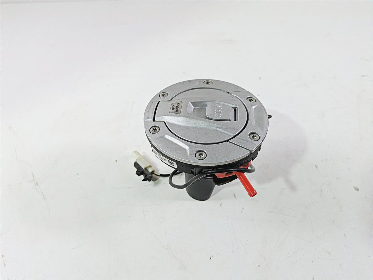 2015 BMW R1200 GS Adv K51 Keyless Ride Fuel Gas Tank Cap 16118552148 {{ shop.shopifyCountryName }} - Mototech271
