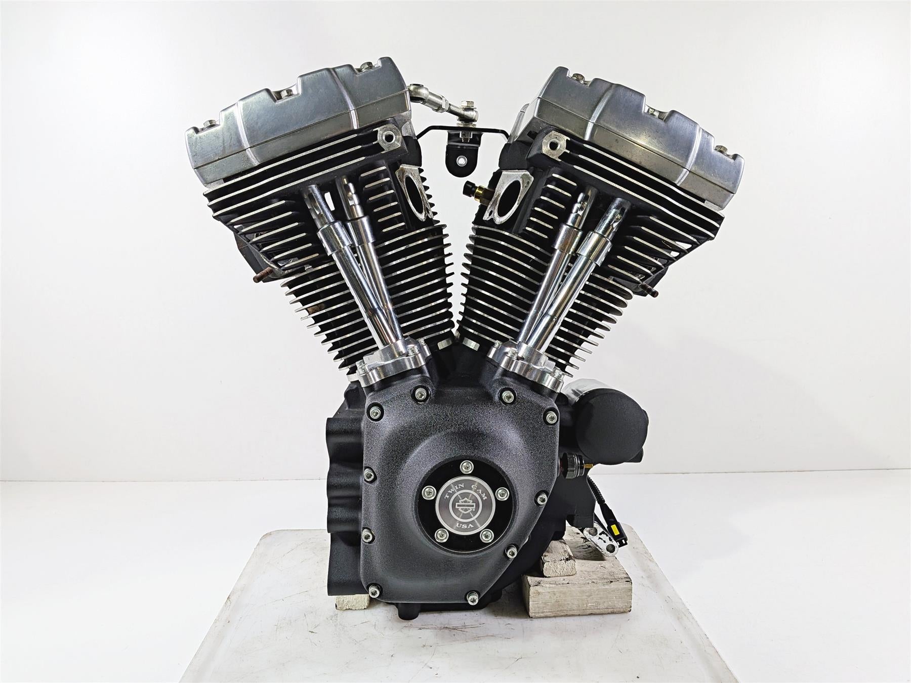 2011 Harley FXDF Dyna Fat Bob Running 96 Engine Motor 2K Only - Video 19587-13C {{ shop.shopifyCountryName }} - Mototech271