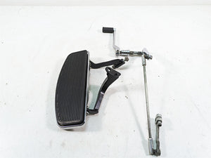 2010 Harley Touring FLHTCU Electra Glide Left Floorboard + Shift Lever 33895-82E | Mototech271