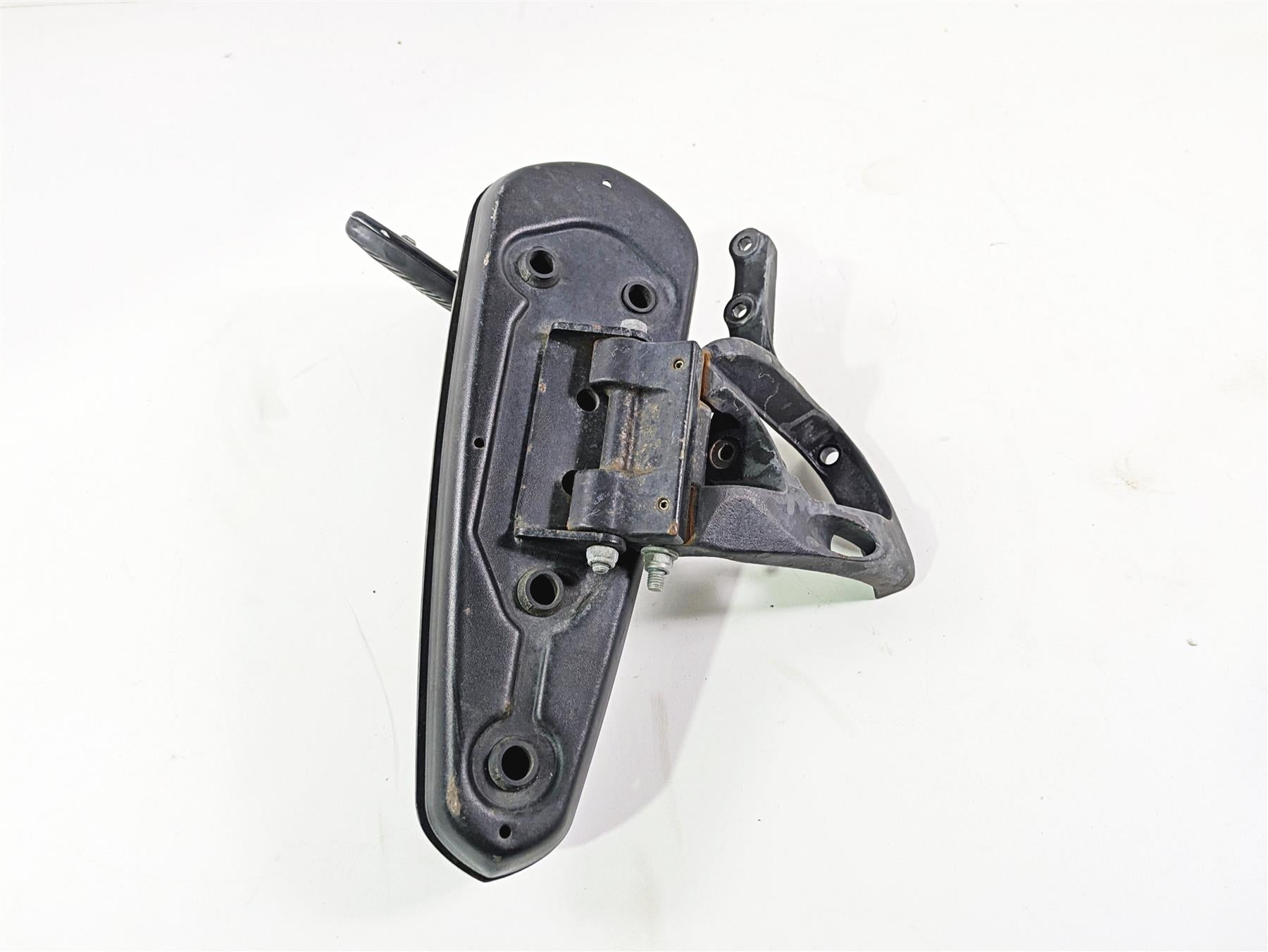 2018 Indian Chieftain Dark Horse Front Right Floor Board & Brake Pedal 5141001 {{ shop.shopifyCountryName }} - Mototech271
