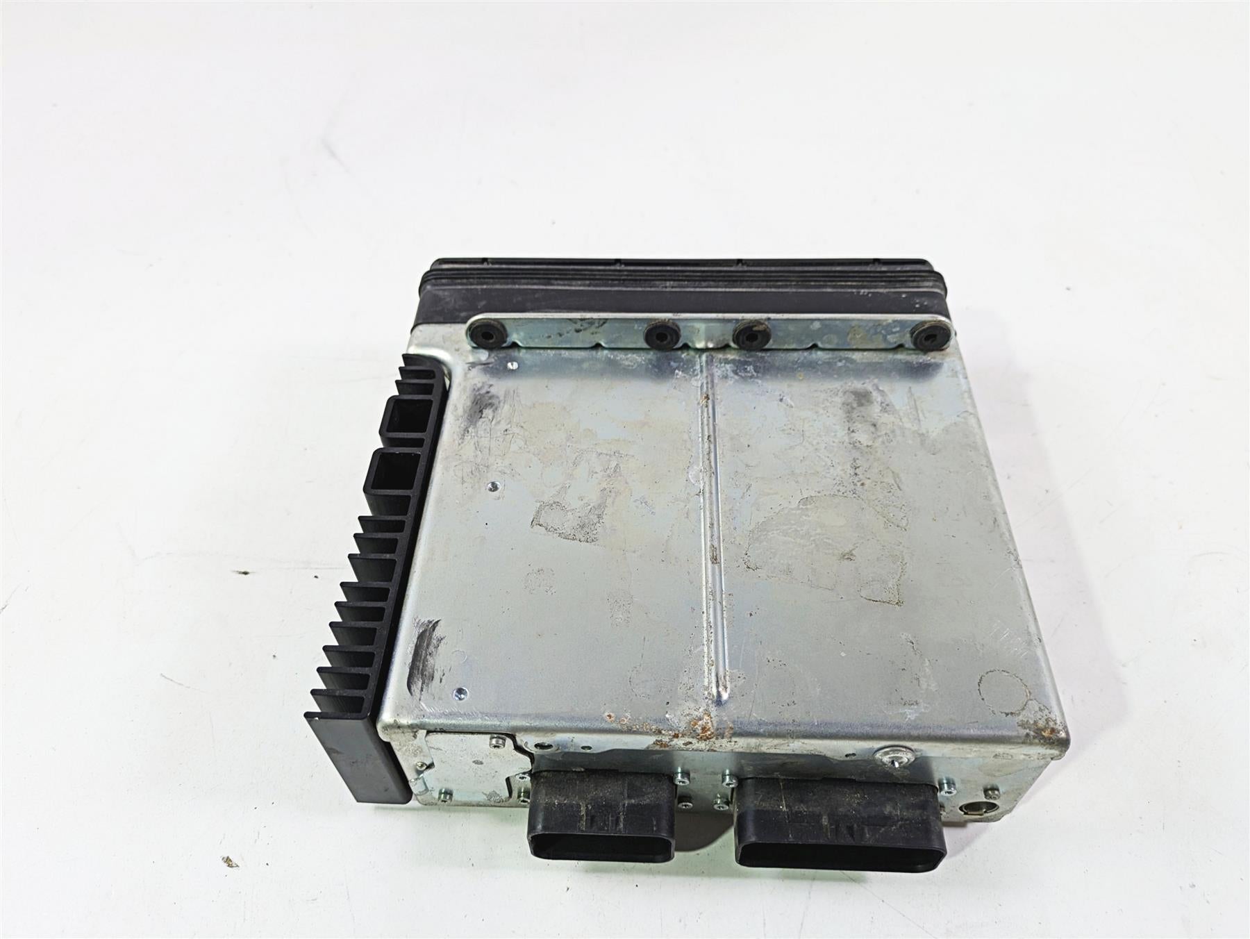 2011 Harley Touring FLHTCUSE CVO E-Glide Radio Stereo Harman Kardon 76160-06 {{ shop.shopifyCountryName }} - Mototech271