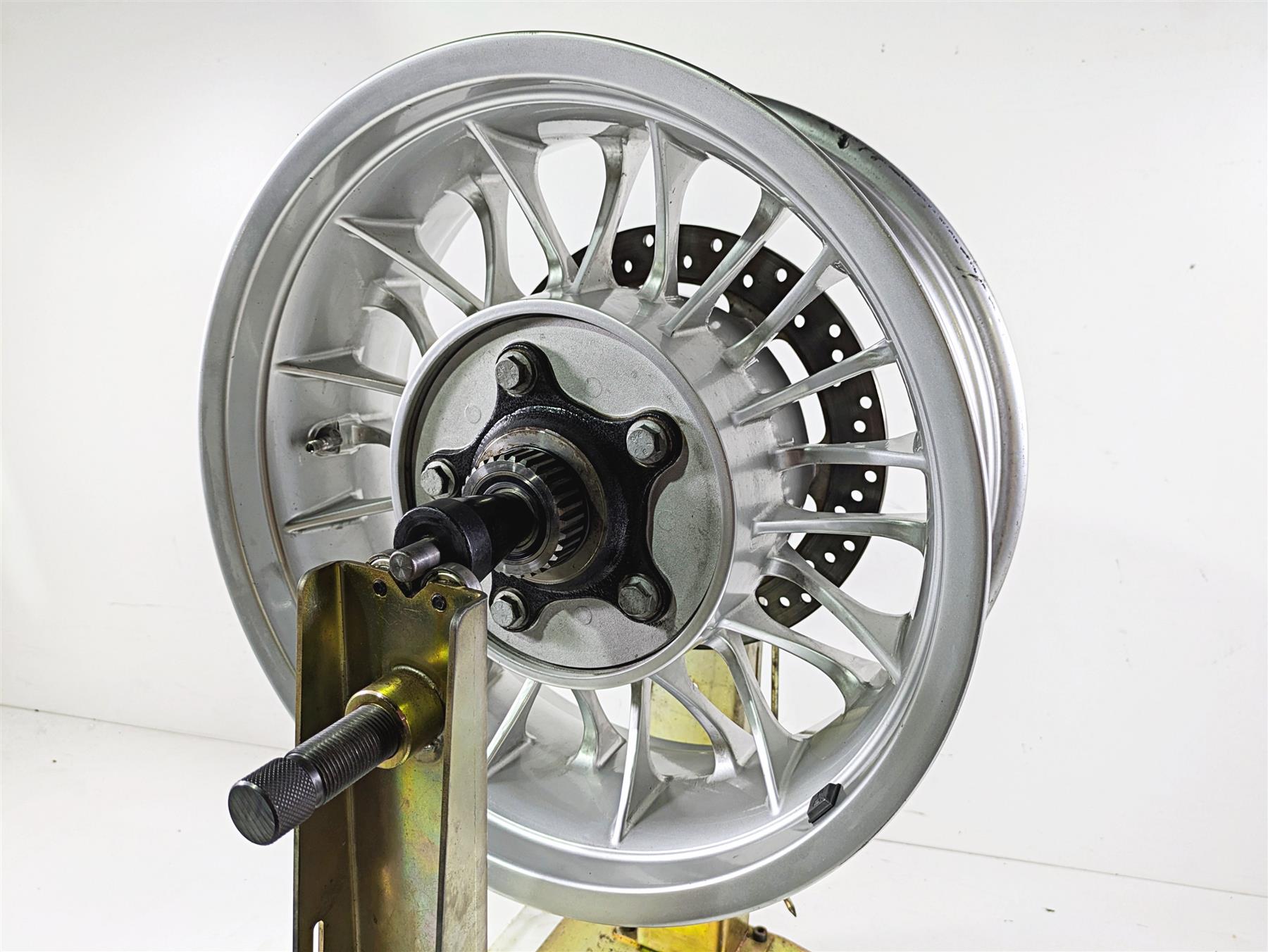 2014 Moto Guzzi California 1400 Touring Rear Wheel Rim 16x6 887529 | Mototech271