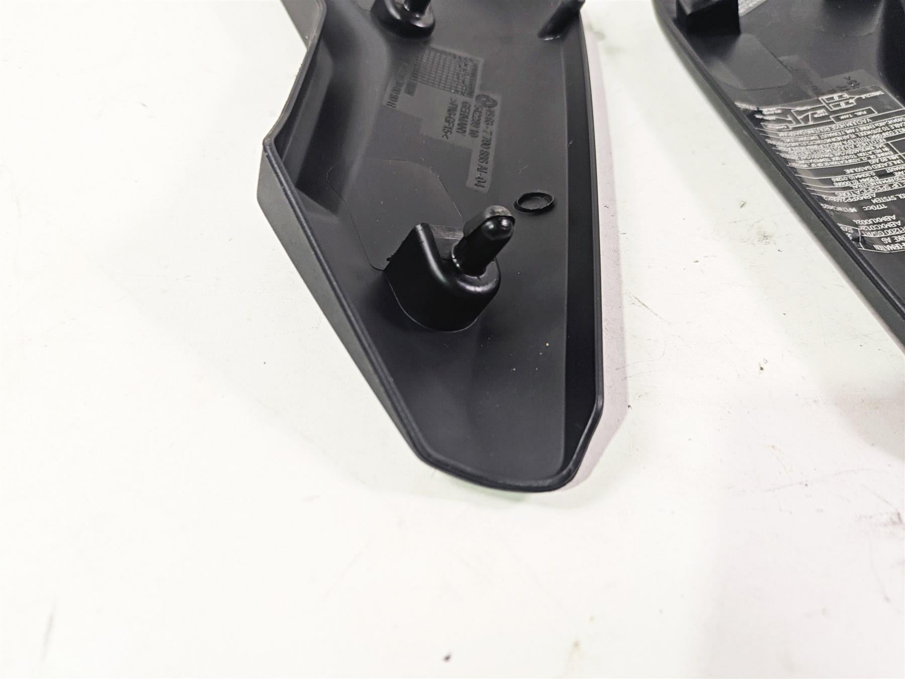 2010 BMW R1200GS K25 Frame Infill Cover Fairing Set 46637700886 {{ shop.shopifyCountryName }} - Mototech271