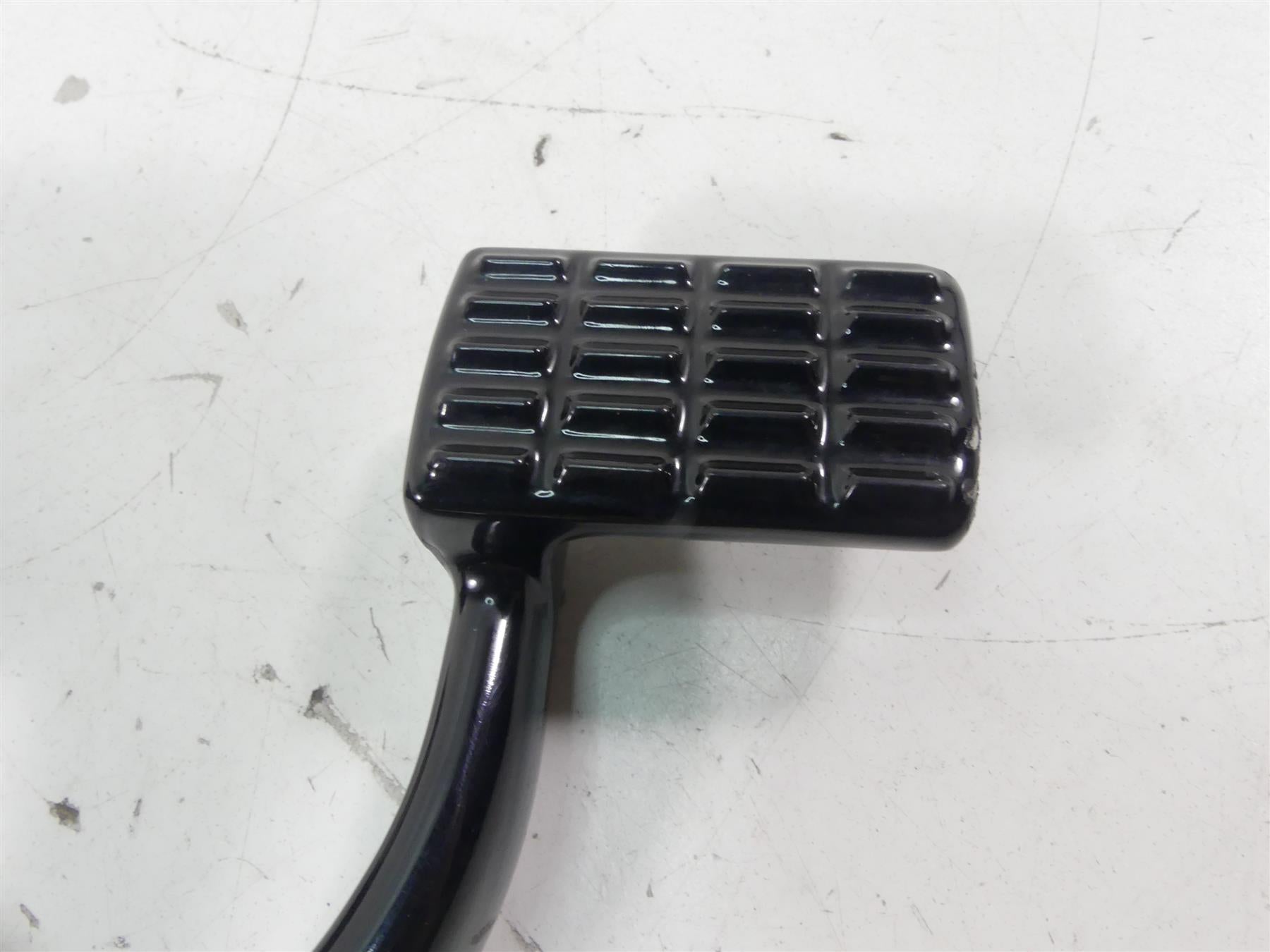 2020 Harley XL1200 CX Sportster Roadster Front Right Footpeg Brake Ped 42971-04 {{ shop.shopifyCountryName }} - Mototech271