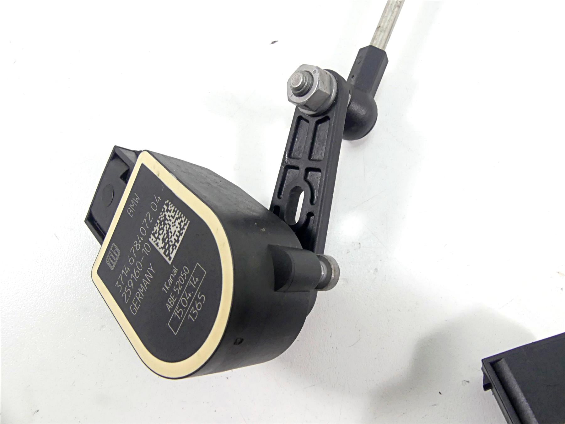 2014 BMW R1200GS K50 Front Rear Leveling Sensor Set 37146784072 {{ shop.shopifyCountryName }} - Mototech271