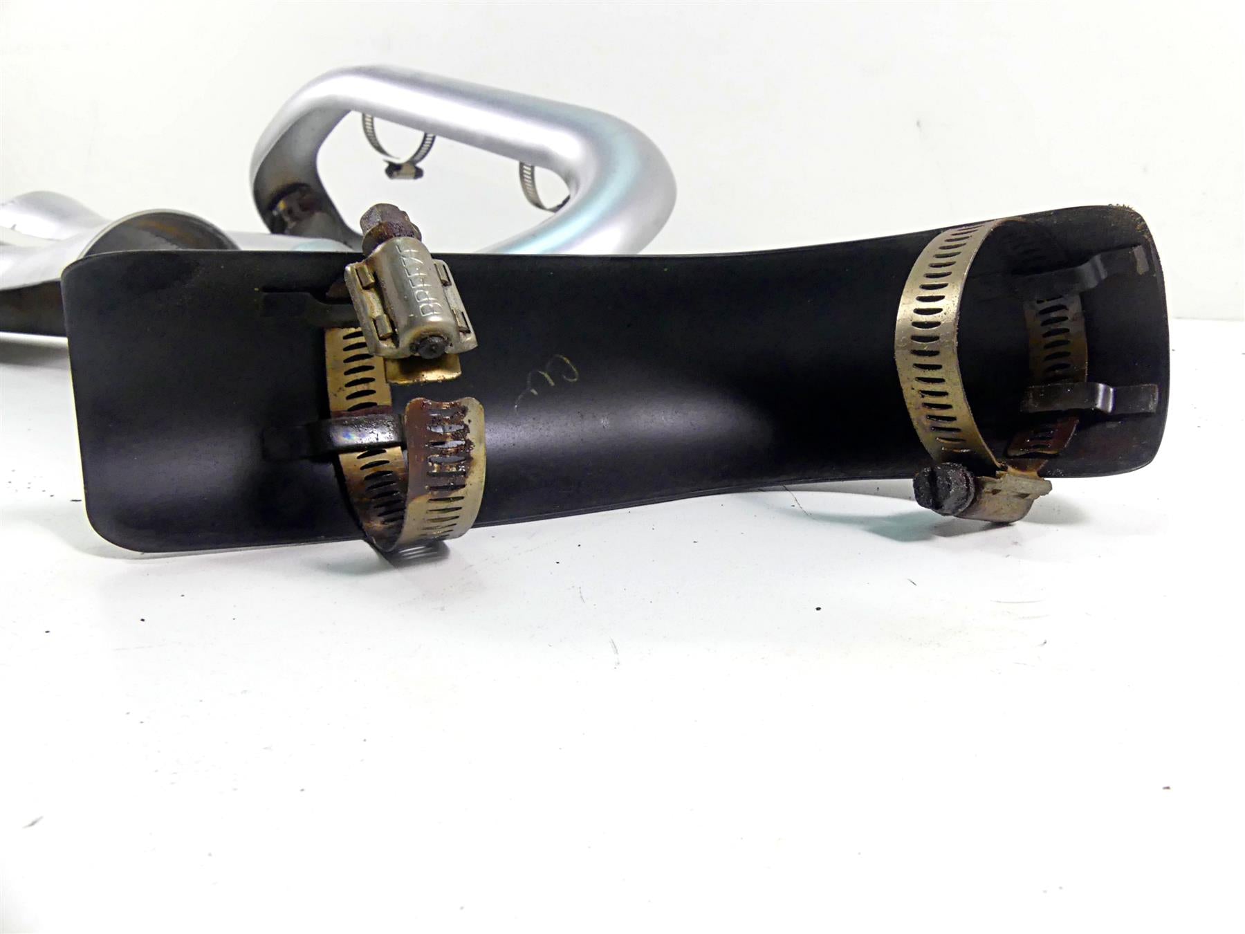 2013 Harley VRSCF Muscle Vrod Oem Exhaust Header Heat Shield Set -Read 65787-09 {{ shop.shopifyCountryName }} - Mototech271