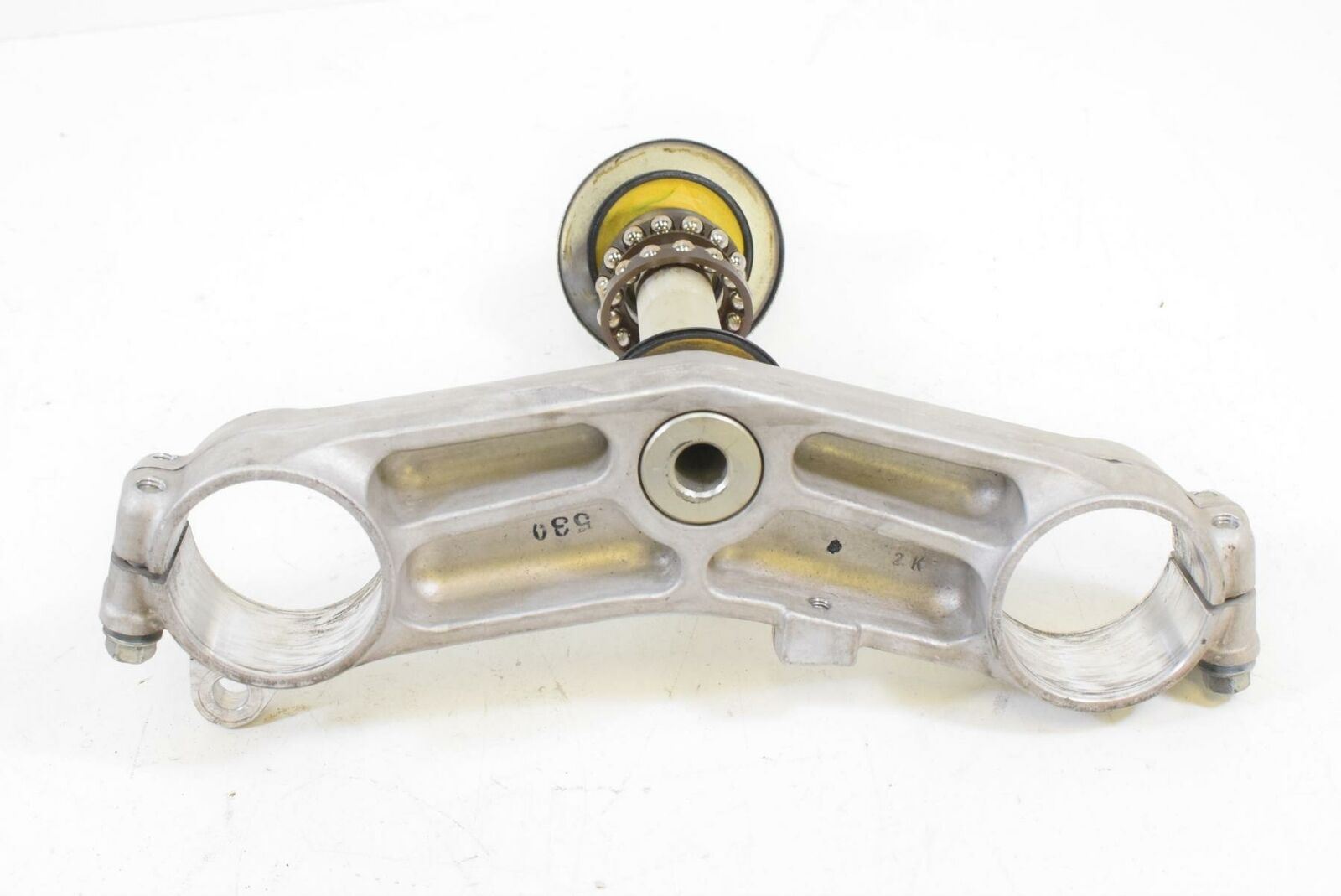 2005 Suzuki GSX1300 R Hayabusa Lower Triple Tree Steering Yoke 51410-24F30 {{ shop.shopifyCountryName }} - Mototech271