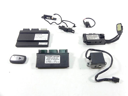 2022 Triumph Speed Triple 1200 RS Cdi Set Ignition Fob Key Immobilizer T2505562 {{ shop.shopifyCountryName }} - Mototech271