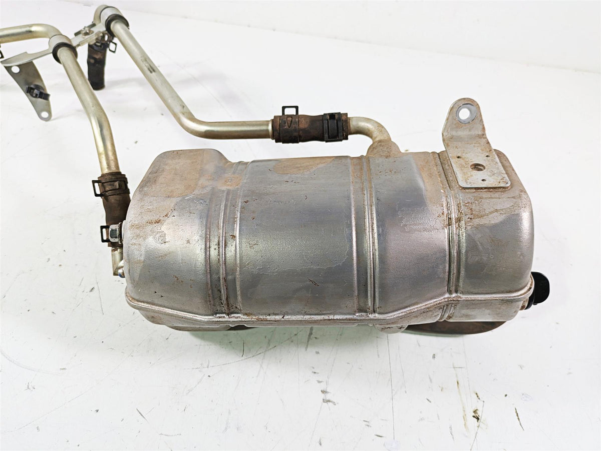 2022 Yamaha YXZ1000 R Oil Tank Reservoir & Lines 2HC-21751-02-00 {{ shop.shopifyCountryName }} - Mototech271