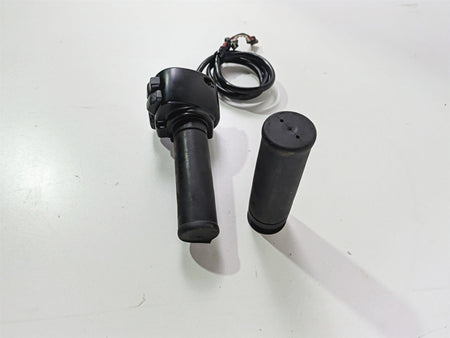 2017 Harley Softail Heritage Classic FLSTC Right Hand Control Switch 71500297 {{ shop.shopifyCountryName }} - Mototech271