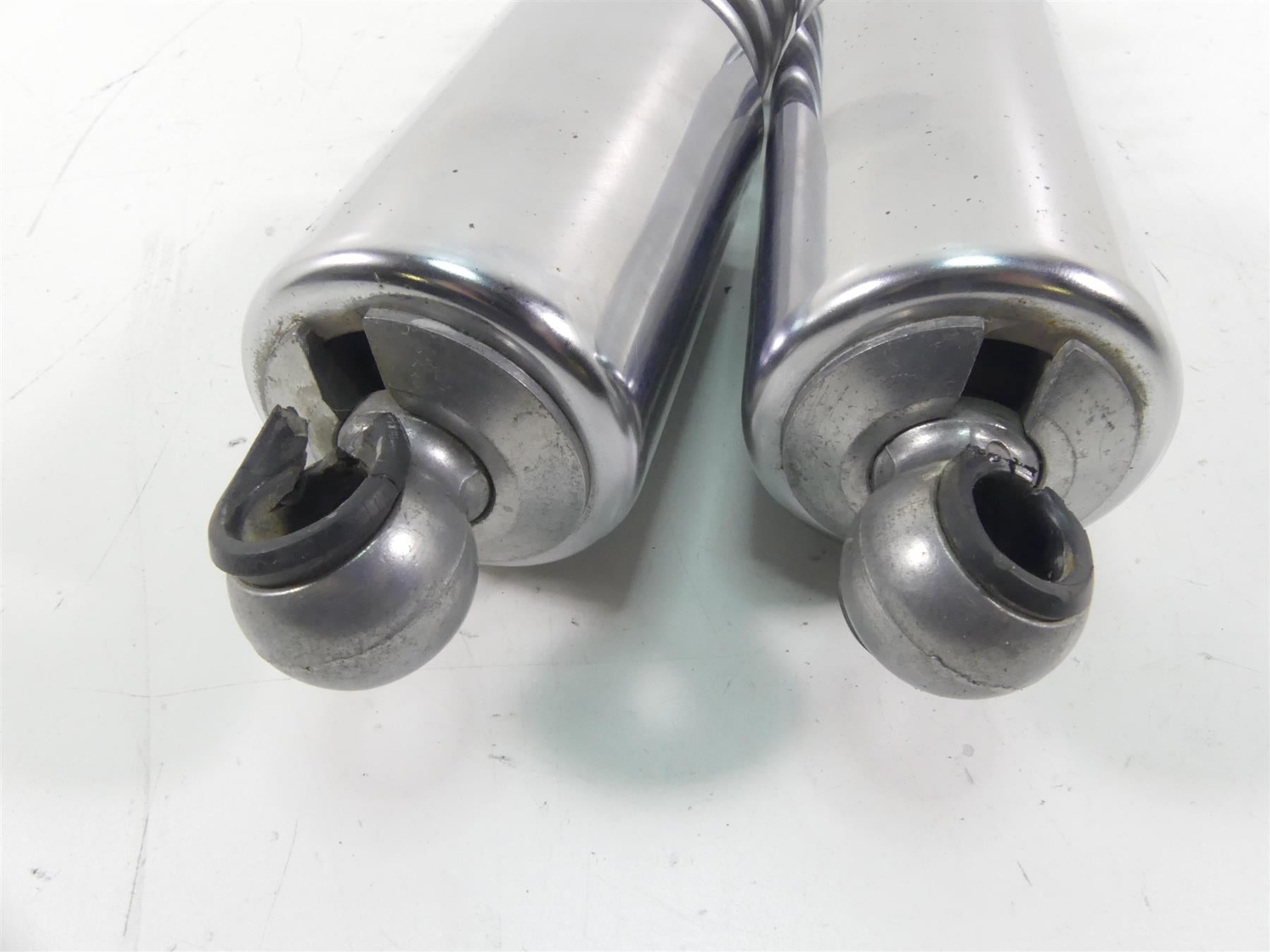1977 Honda CB750 A Four Hondamatic Rear Shock Damper 52400-393-771 52400-393-773 {{ shop.shopifyCountryName }} - Mototech271