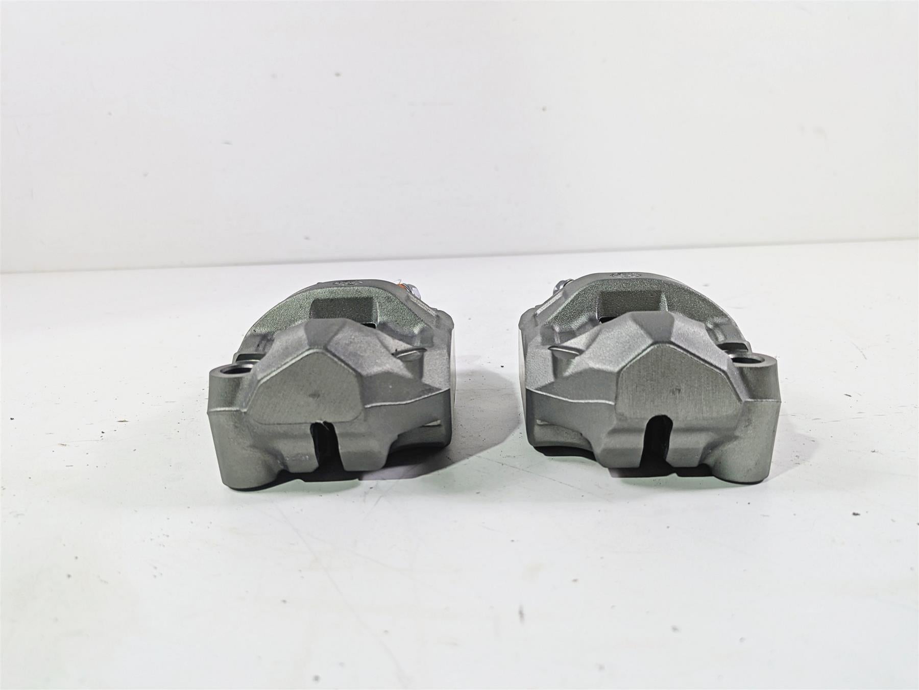 2023 Kawasaki ZX1400 ZX14R Ninja Front Brake Caliper Brembo 100mm 43080-0207-51J {{ shop.shopifyCountryName }} - Mototech271