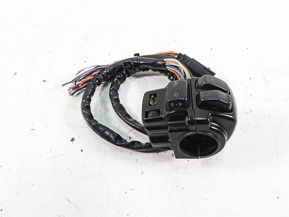 2013 Harley Touring FLHX Street Glide Right Hand Control Switch - Read 71684-06A {{ shop.shopifyCountryName }} - Mototech271