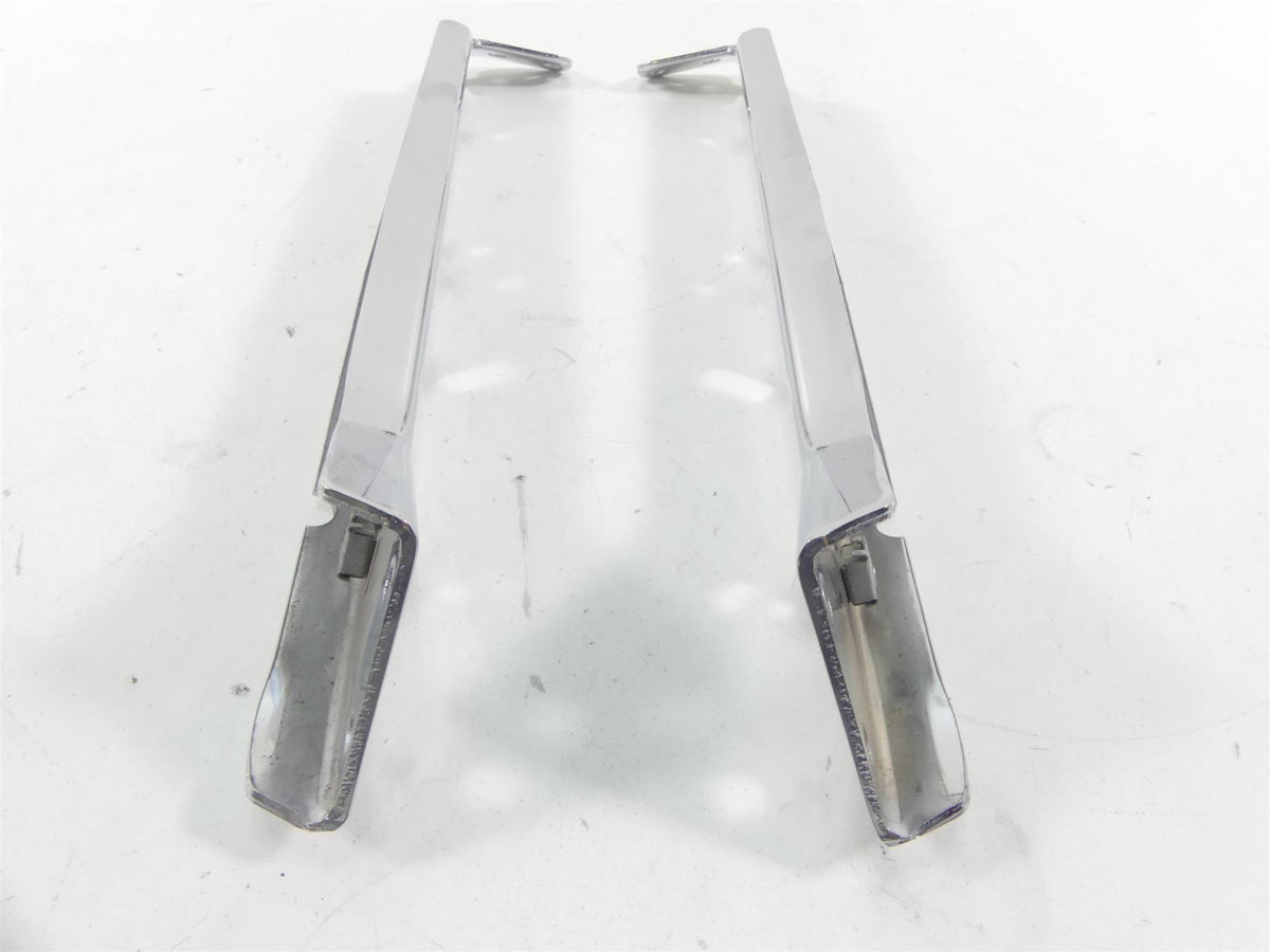 2007 Harley FLHTCU SE CVO Electra Glide Chrome Rear Fender Mount Set 90720-79C {{ shop.shopifyCountryName }} - Mototech271