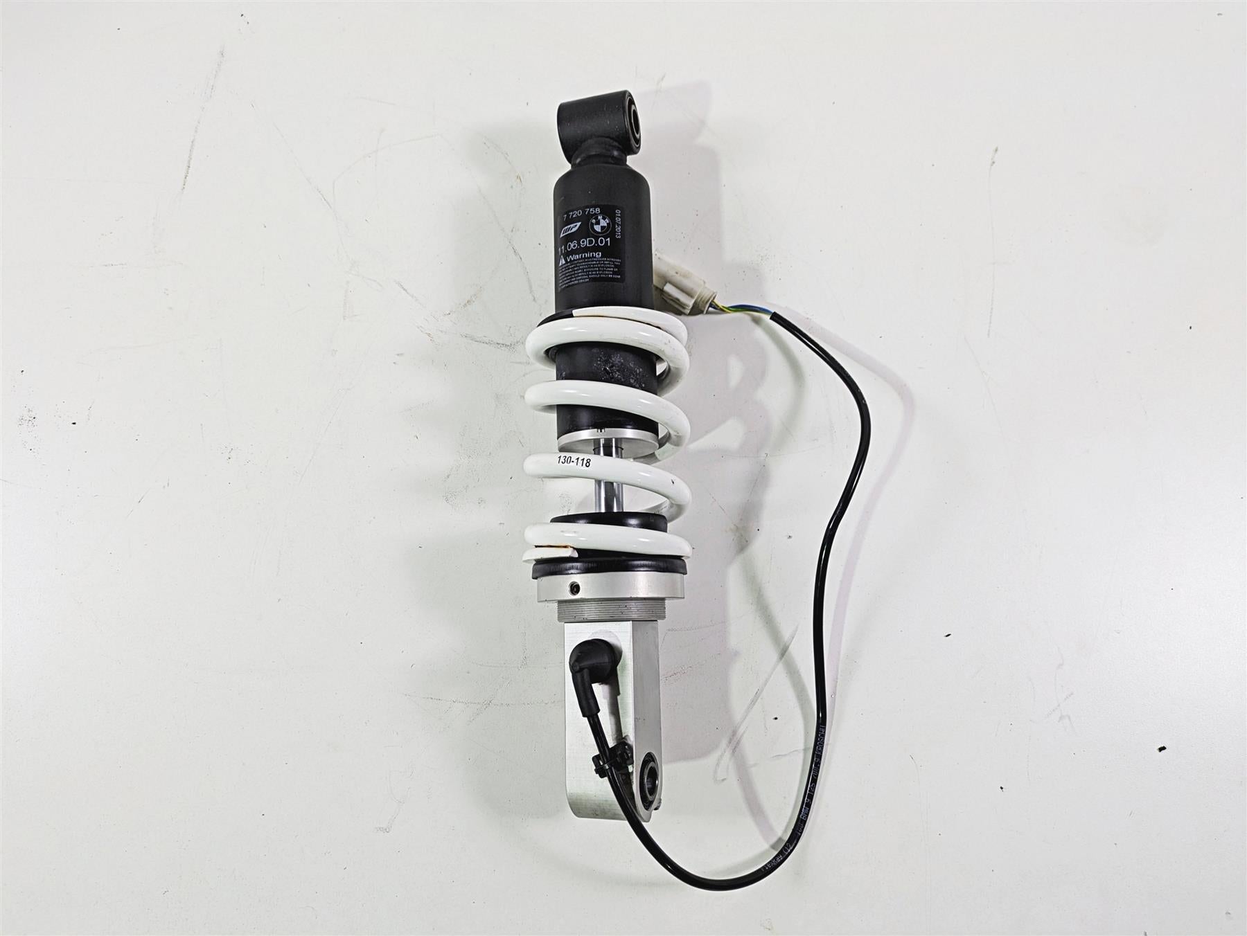 2014 BMW K1300S K40 Front Shock Damper Suspension Esa 7720758 31427720758 {{ shop.shopifyCountryName }} - Mototech271