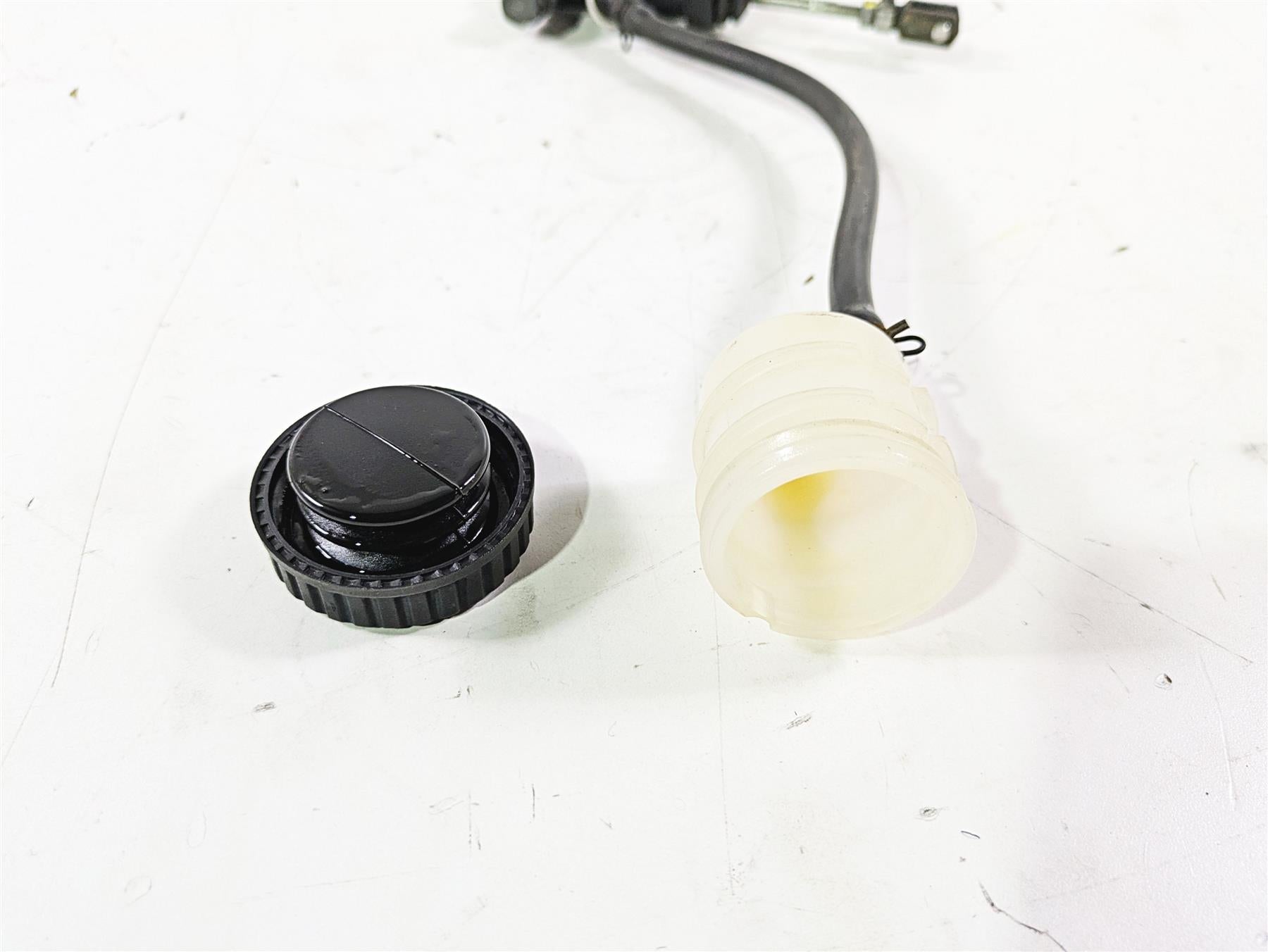 2016 Moto Guzzi Stelvio 1200 8V NTX Brembo Rear Brake Master Cylinder GU05666930 {{ shop.shopifyCountryName }} - Mototech271