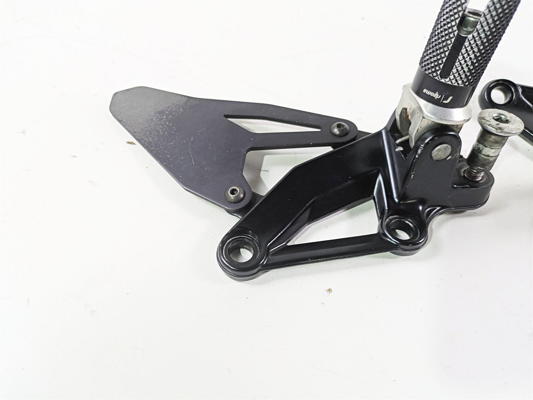 2012 Ducati Streetfighter 848 Rizoma Footpeg Foot Peg Rest PE614 82411541A {{ shop.shopifyCountryName }} - Mototech271