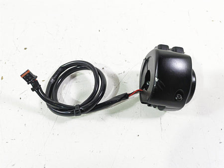 2021 Harley Softail FLSL Slim Left Hand Control Switch 71500292 {{ shop.shopifyCountryName }} - Mototech271