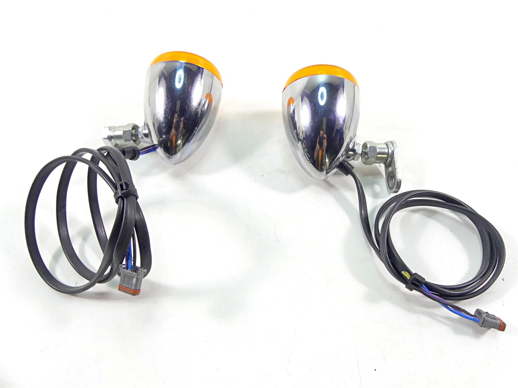 2020 Harley Softail FXST Standard Front Led Blinker Turn Signal Set 67800519 {{ shop.shopifyCountryName }} - Mototech271