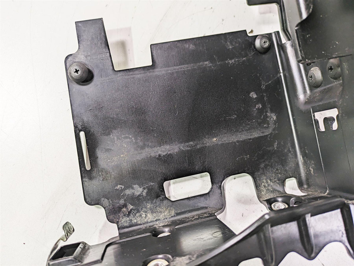2021 Harley Softail FLSL Slim Electrical Carrier Plastic Set 69201523 69201632 {{ shop.shopifyCountryName }} - Mototech271