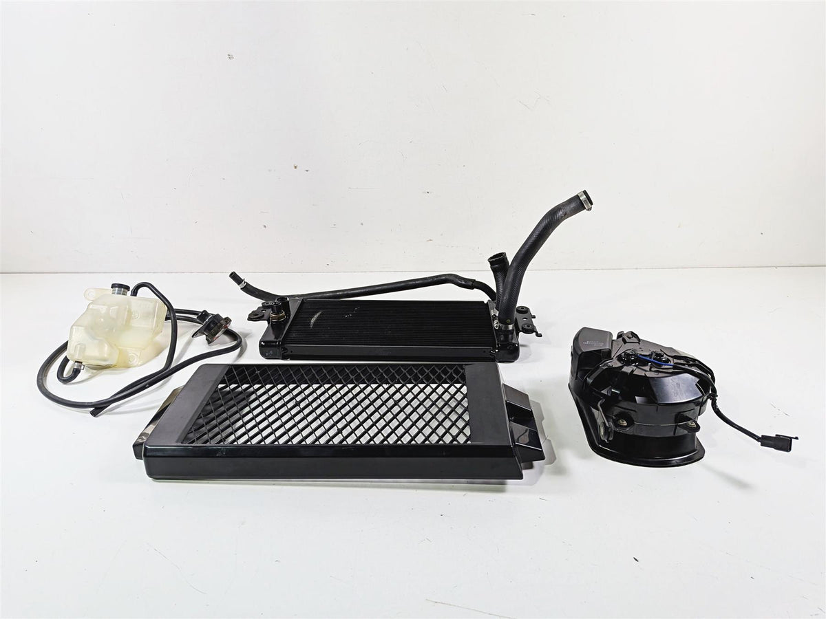 2005 Suzuki VZ800 M50 Boulevard Radiator Fan Reservoir Set 17710-41F20 {{ shop.shopifyCountryName }} - Mototech271