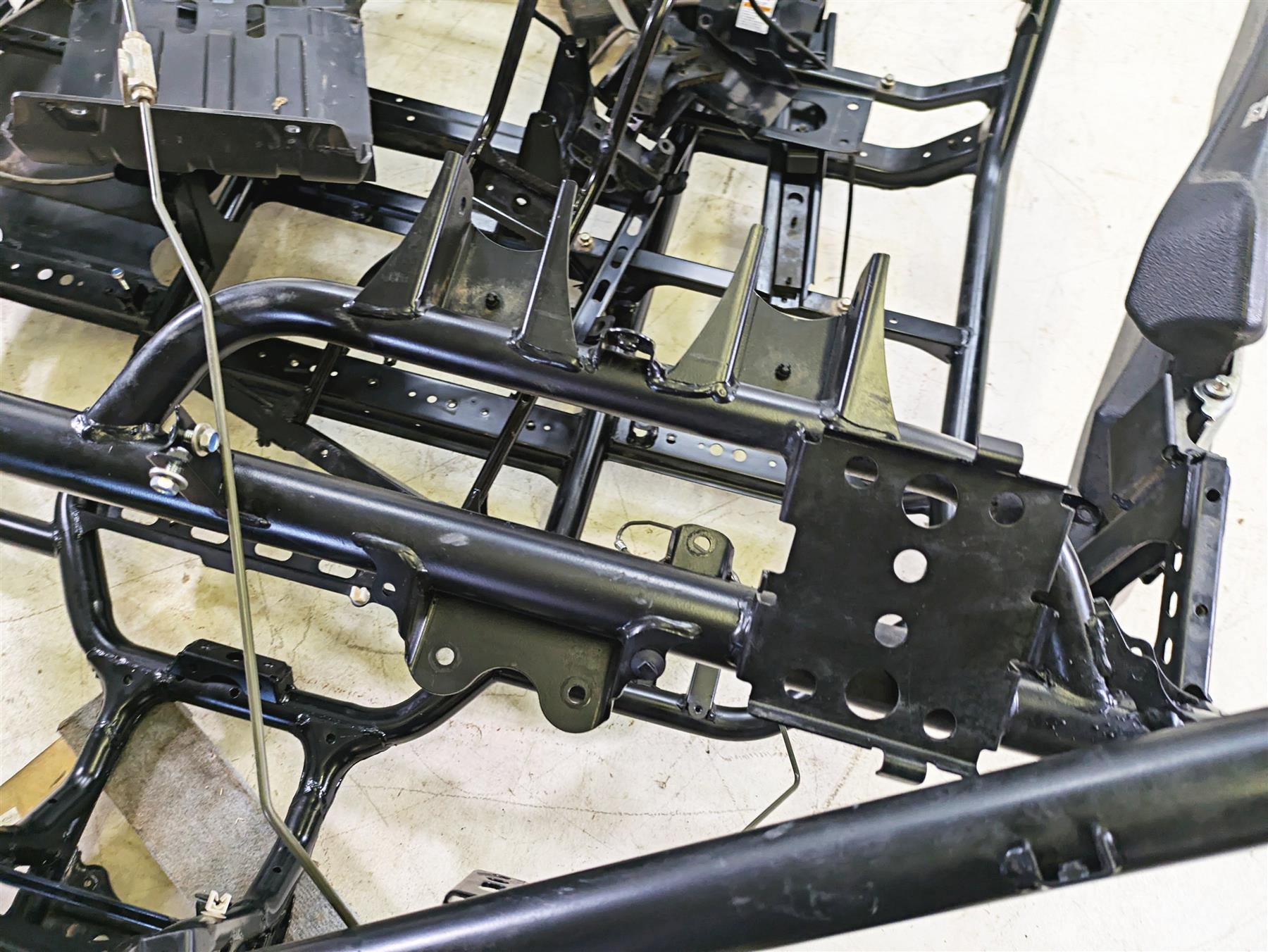 2022 Yamaha YXZ1000 R Straight Main Frame Chassis BAS-F1110-00-00 {{ shop.shopifyCountryName }} - Mototech271