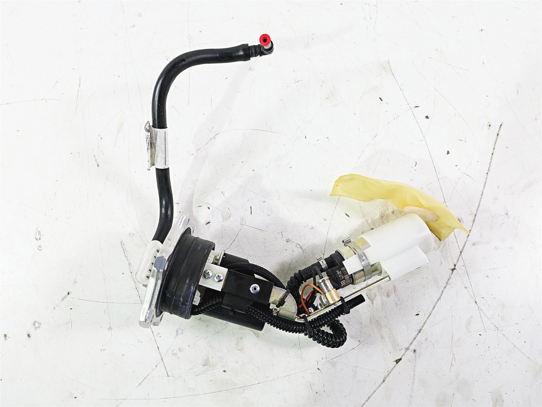 2022 MV Agusta F3 800 Rosso Fuel Gas Petrol Pump -Tested 8000C8724 {{ shop.shopifyCountryName }} - Mototech271