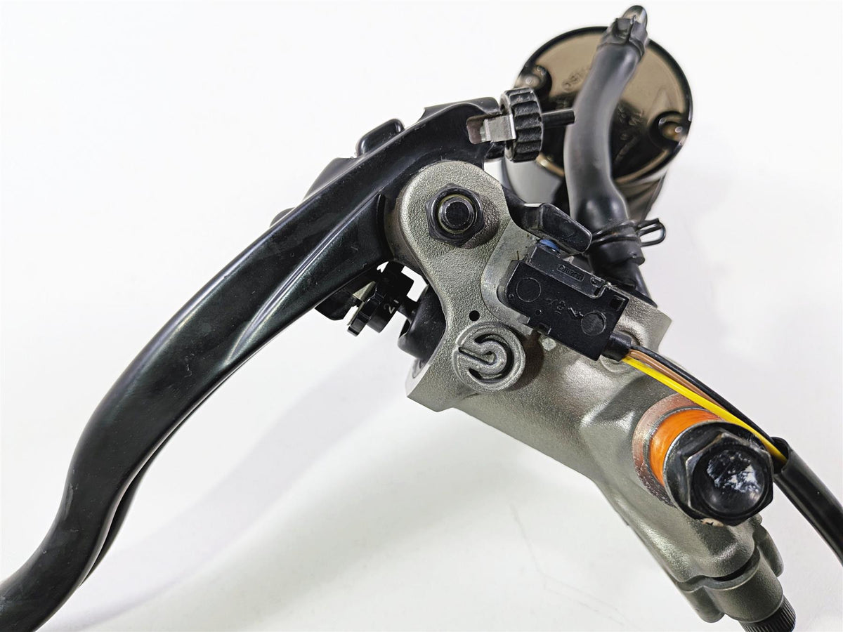 2019 Triumph Speed Triple RS 1050 Brembo Front Radial Brake Pump & Lever T2024898 {{ shop.shopifyCountryName }} - Mototech271