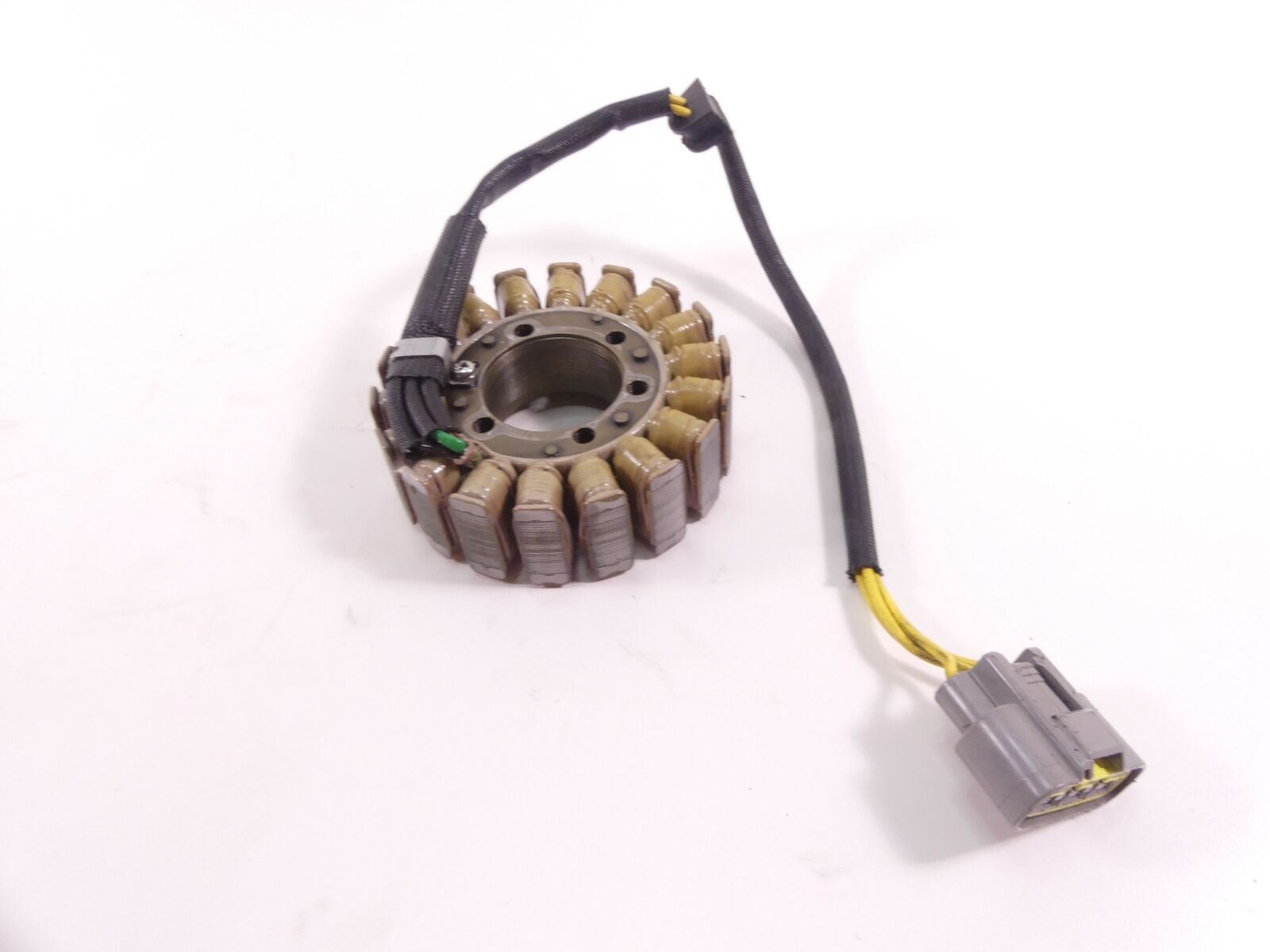 2015 Ducati Diavel Carbon Denso Stator Generator Magneto 26420461A {{ shop.shopifyCountryName }} - Mototech271