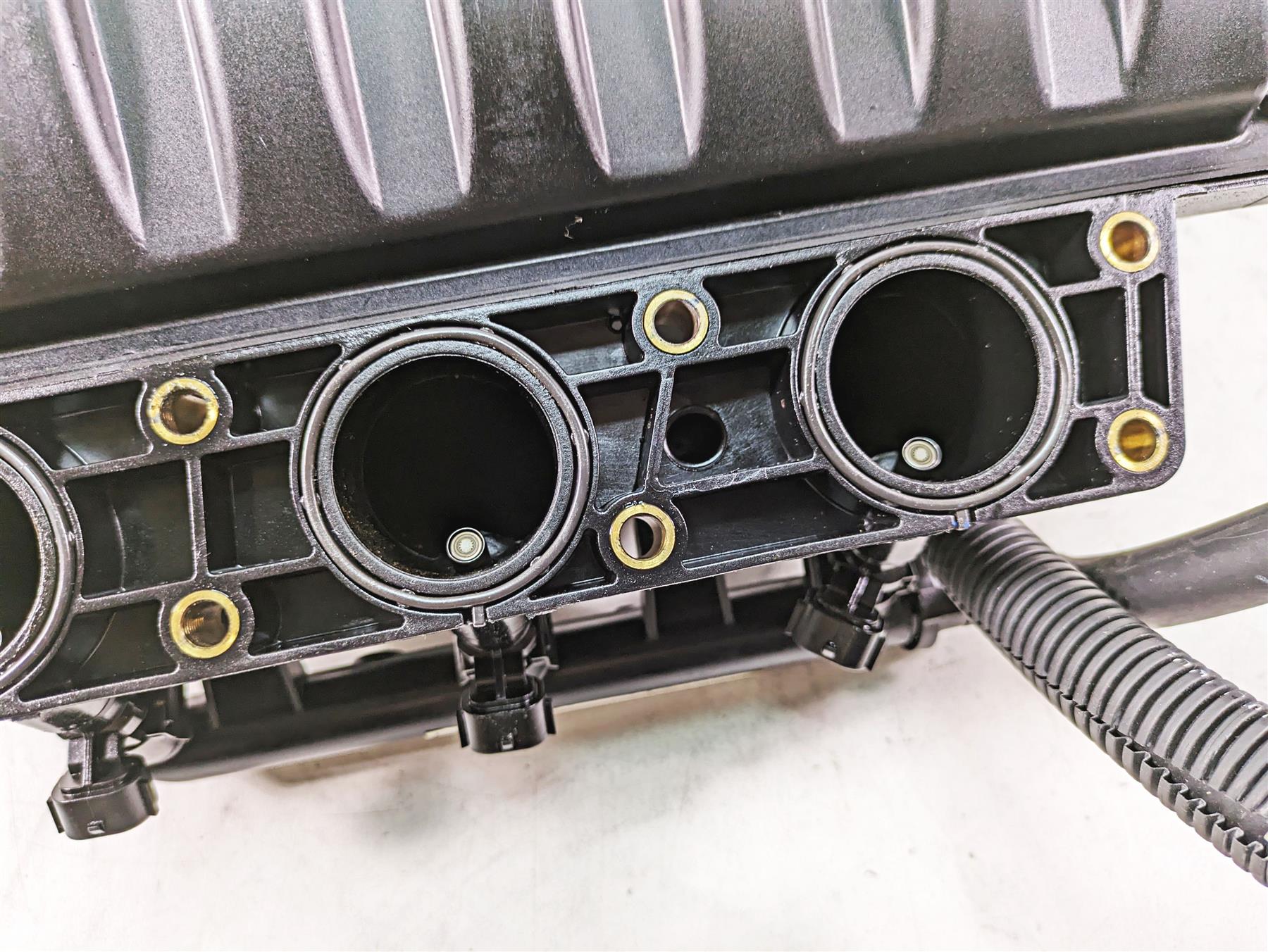 2019 Sea-Doo Spark 900 Trixx Intake Manifold & Fuel Injectors 420867368 {{ shop.shopifyCountryName }} - Mototech271