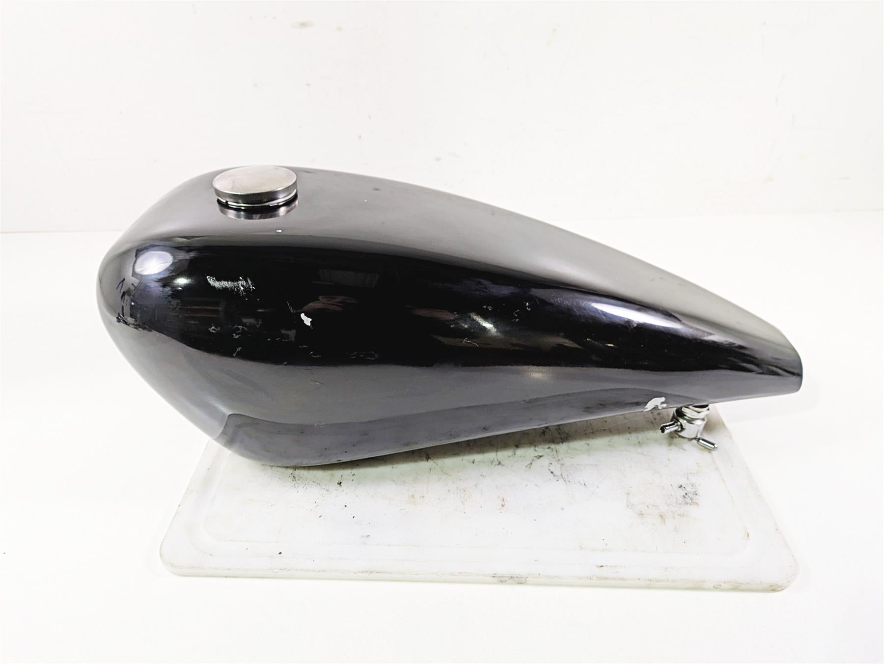 2004 Big Dog Chopper Fuel Gas Petrol Tank & Petcock READ {{ shop.shopifyCountryName }} - Mototech271