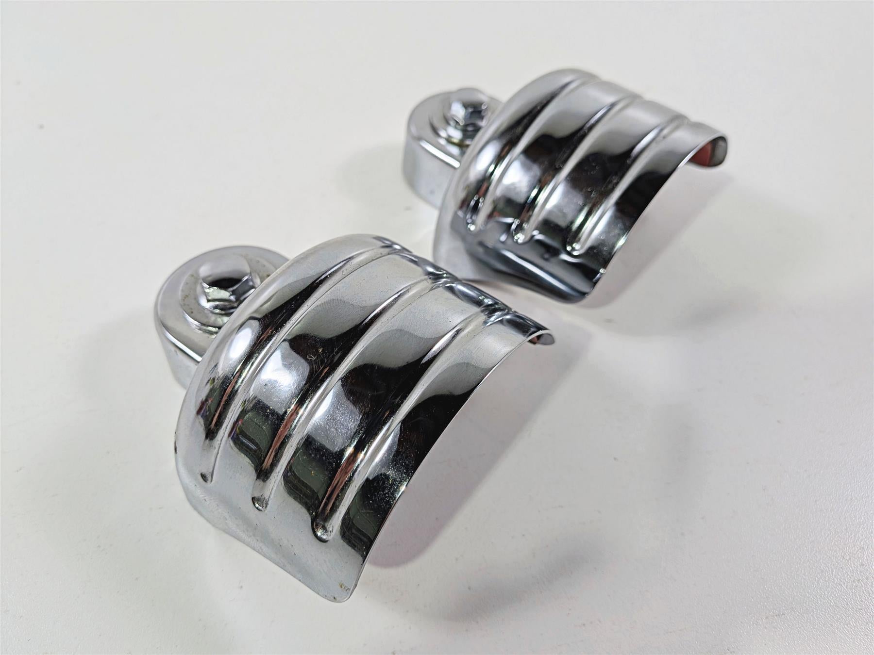2003 Honda V-Twin VTX1800 C Kuryakyn Chrome Rear Shock Top Covers 8261 {{ shop.shopifyCountryName }} - Mototech271