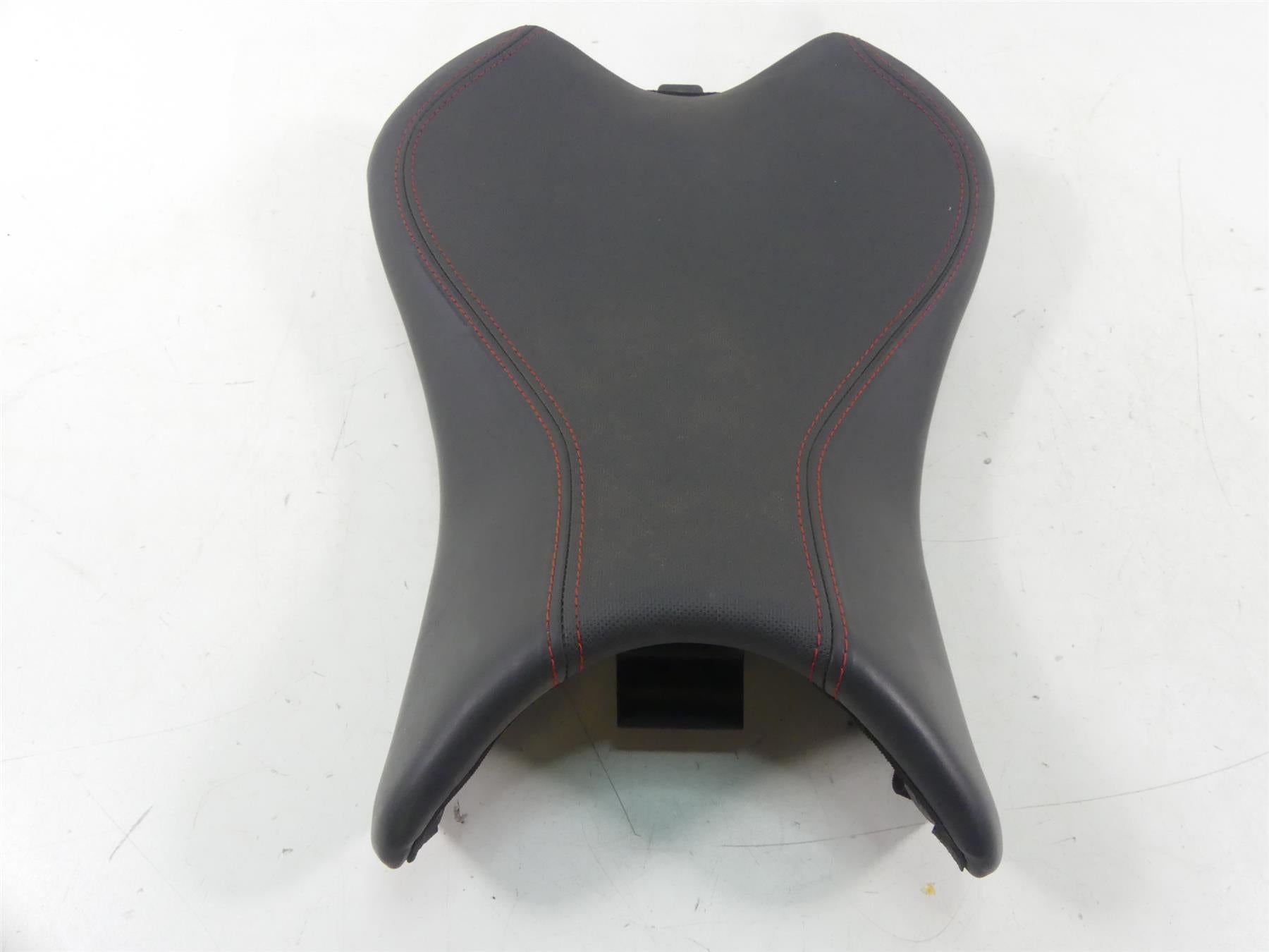 2019 Triumph Street Triple 765R Nice Front Driver Seat Saddle T2308428 {{ shop.shopifyCountryName }} - Mototech271