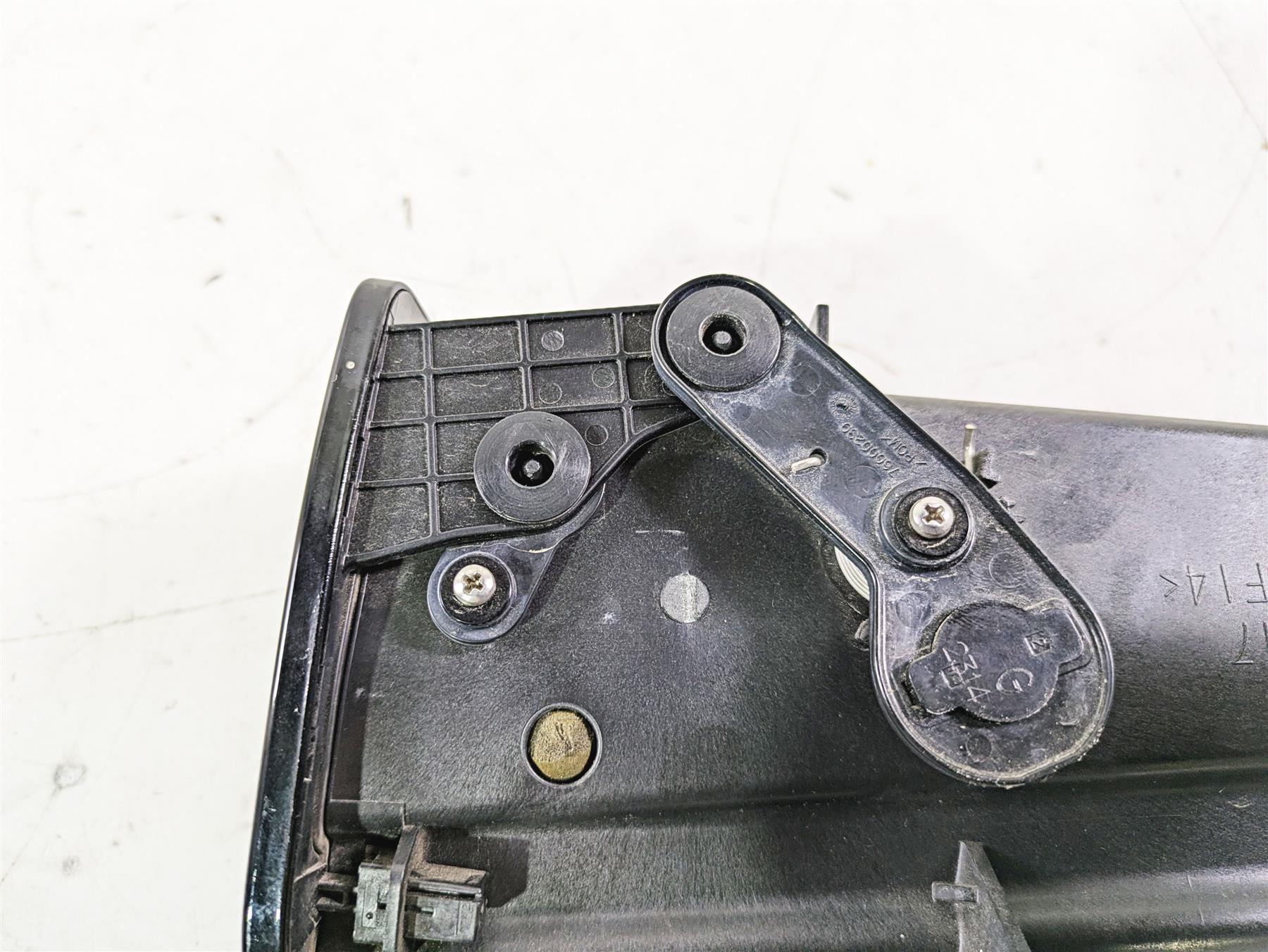 2015 Harley Touring FLHTKL E -Glide Low Media Phone Compartment Box 76000107A {{ shop.shopifyCountryName }} - Mototech271