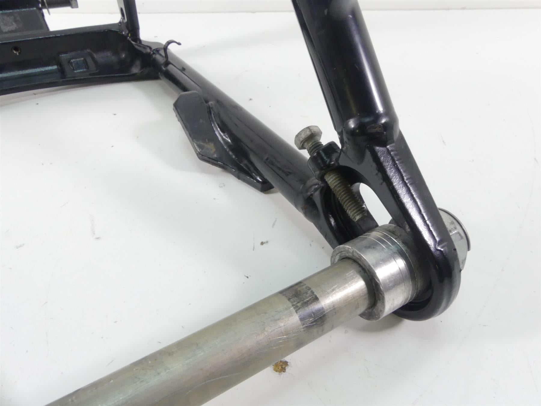2015 Harley FLS Softail Slim Rear Swingarm Swing Arm & 25mm Axle 47573-11 {{ shop.shopifyCountryName }} - Mototech271