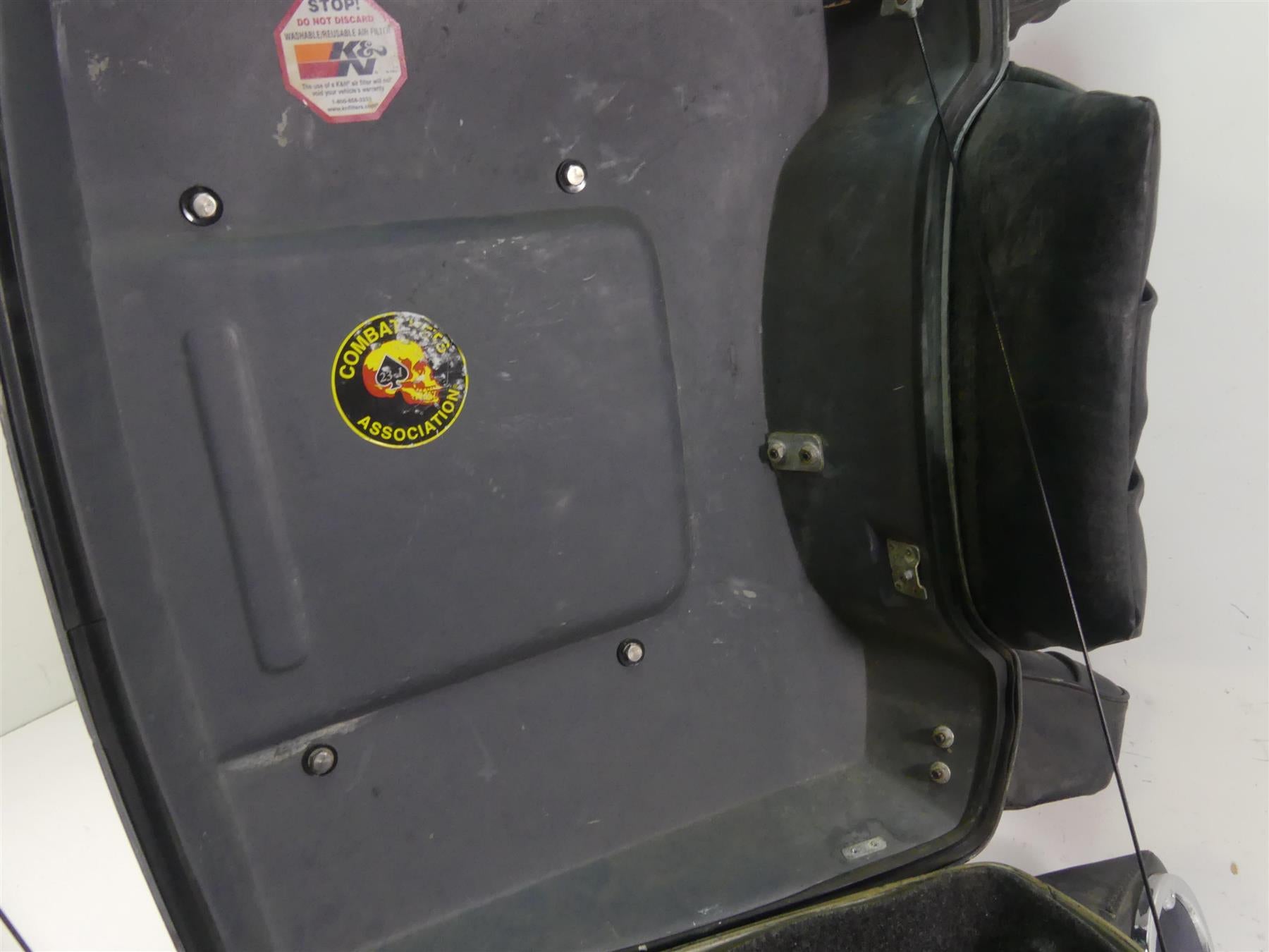 1995 Harley Touring FLHTCU Electra Glide Rear Trunk Tour Pak & Mount 53275-94 {{ shop.shopifyCountryName }} - Mototech271