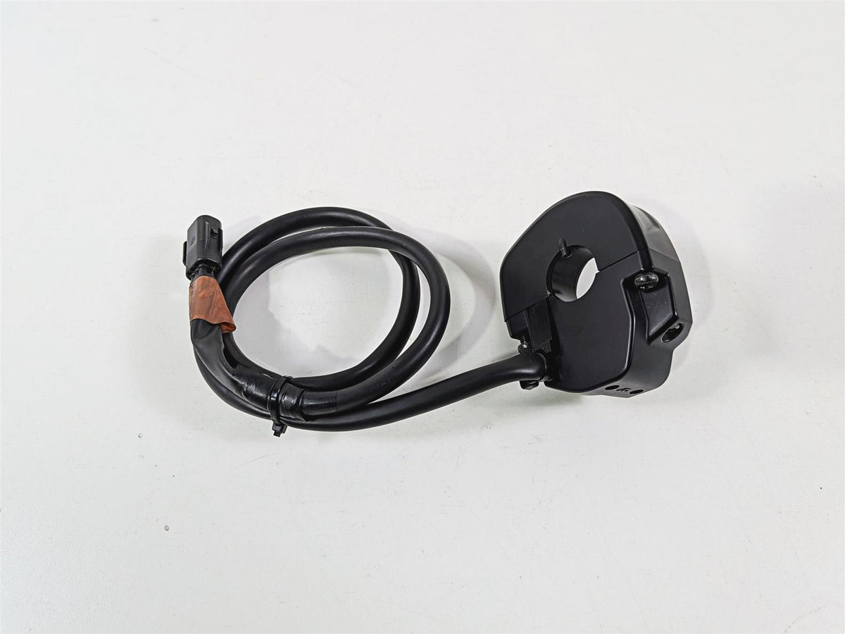 2022 Triumph Tiger 900 GT Pro Ride Fly By Wire Throttle Grip Sensor T2042074 {{ shop.shopifyCountryName }} - Mototech271