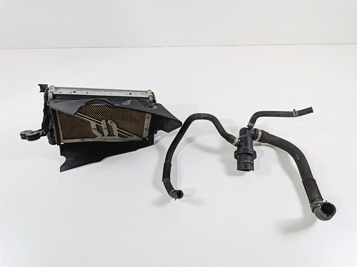 2015 BMW R1200GS K50 Right Left Radiator Fan & Covers -No Leaks 17118546416 {{ shop.shopifyCountryName }} - Mototech271