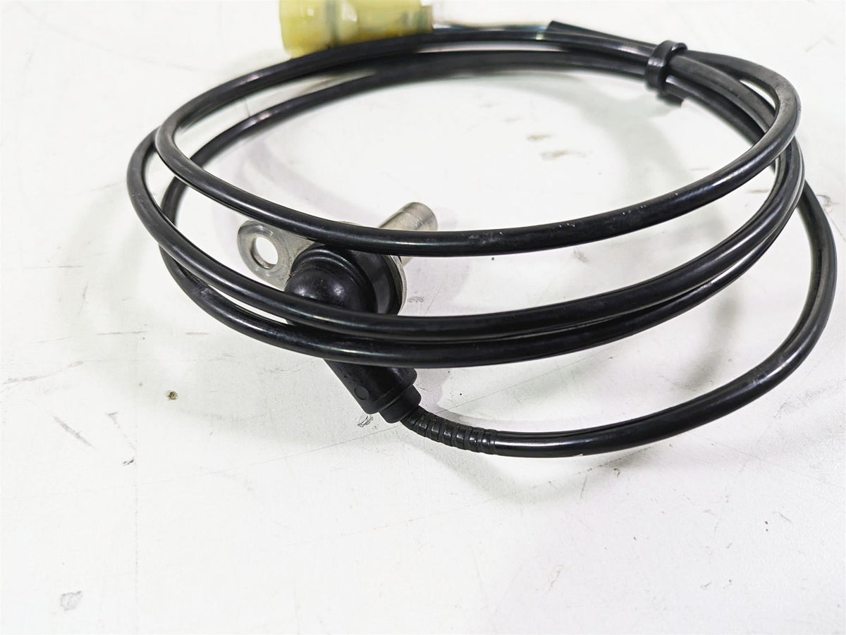 2015 Triumph Tiger Explorer XC Front Abs Brake Wheel Speed Sensor T2024446 {{ shop.shopifyCountryName }} - Mototech271