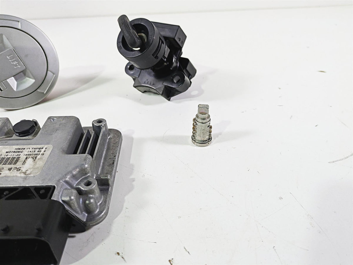 2017 BMW F800GS Adv K75 Cdi Ignition Switch Key Lock Set 13618562426 51257700072 {{ shop.shopifyCountryName }} - Mototech271