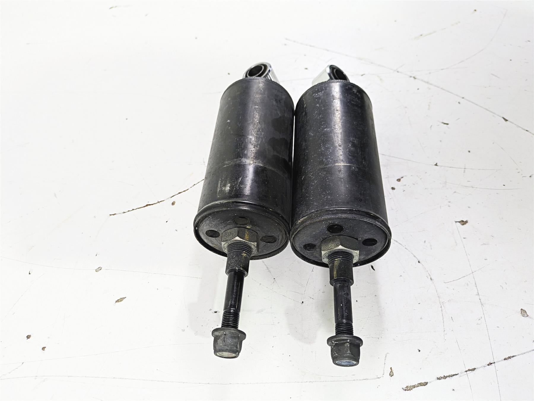 2016 Harley FLSTC Softail Heritage Showa Rear Suspension Shock Set 54508-00B {{ shop.shopifyCountryName }} - Mototech271