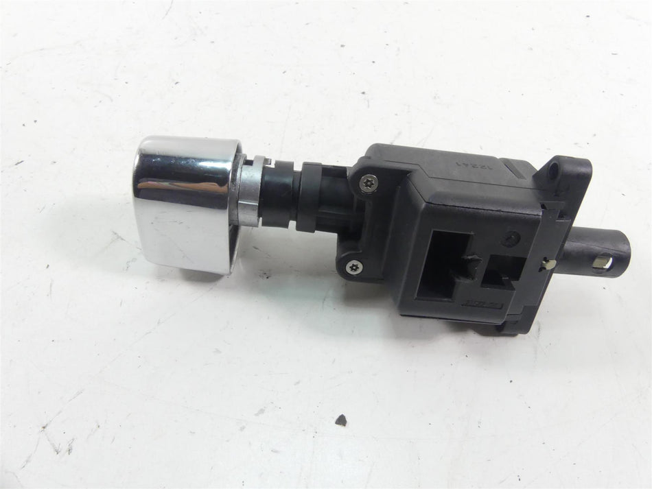2013 Harley Touring FLHTK Electra Glide Ignition Switch No Key - Vin 71572-06 {{ shop.shopifyCountryName }} - Mototech271