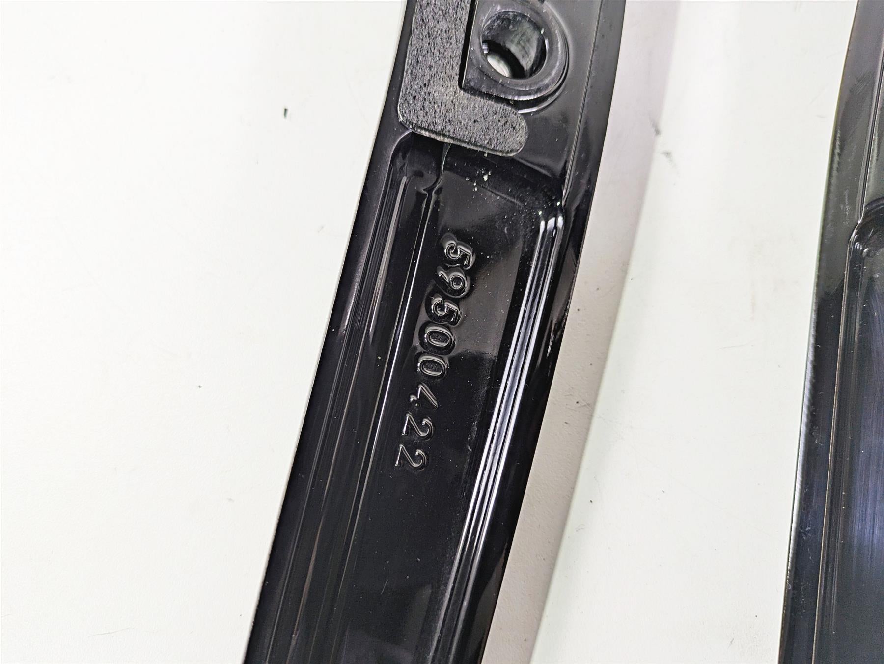 2020 Harley Softail FXST Standard Rear Fender Braces Struts 59500422 59500423 {{ shop.shopifyCountryName }} - Mototech271
