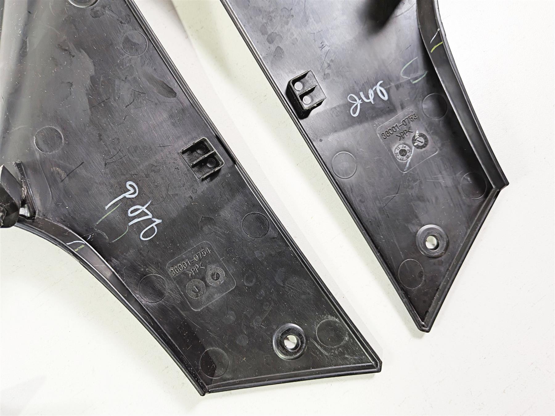 2024 Kawasaki EX500 Ninja 40th An. Tail & Side Cover Cockpit Fairing 36043-0001 {{ shop.shopifyCountryName }} - Mototech271
