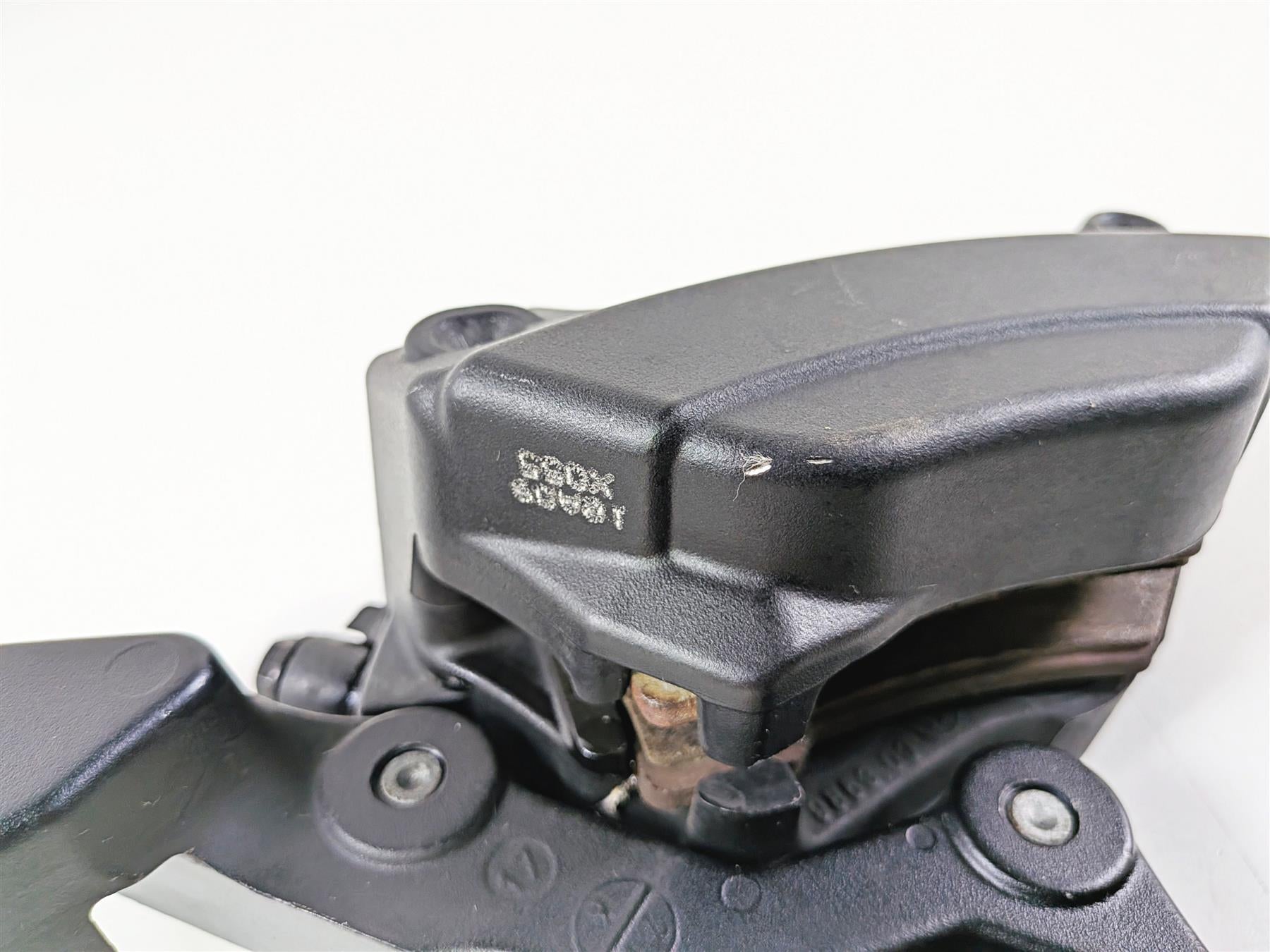 2018 Harley Touring FLHTCU Electra Glide Rear Brake Caliper & Bracket 44080-08C-Mototech271