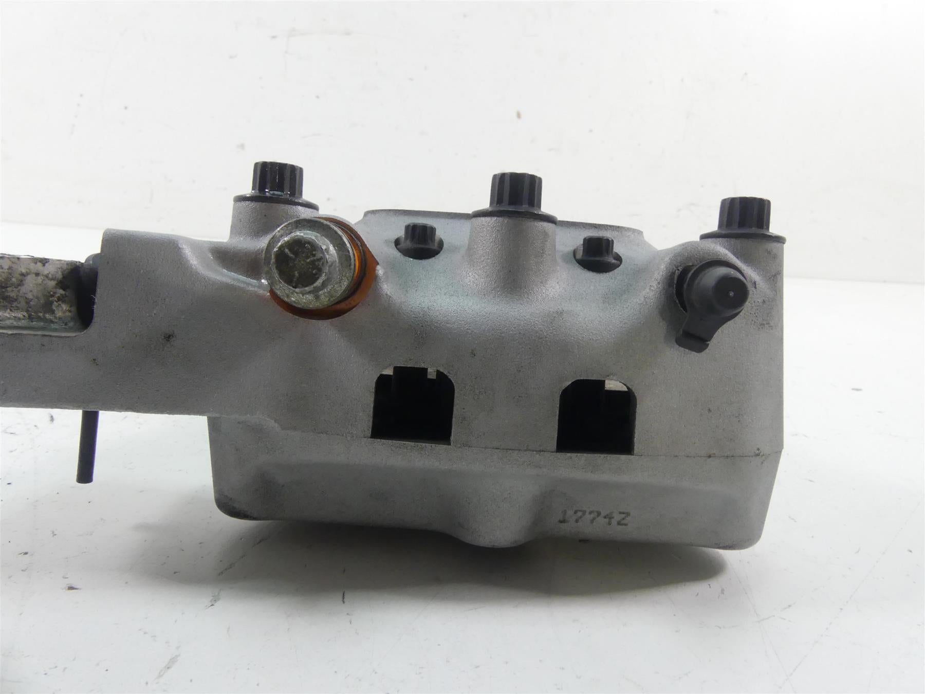 2005 Harley Touring CVO FLHTCSE Electra Glide Rear Caliper & Bracket 44423-02C {{ shop.shopifyCountryName }} - Mototech271