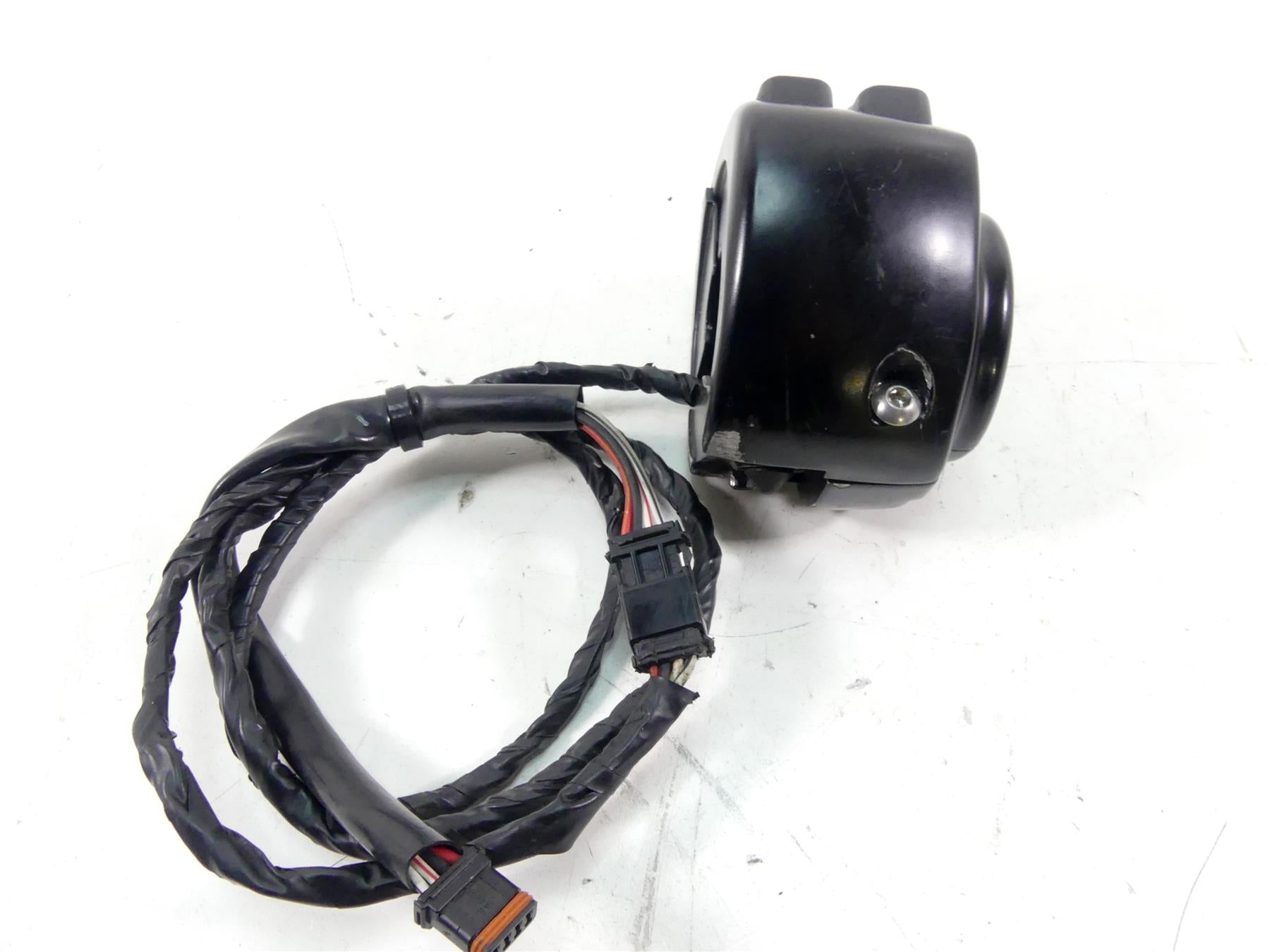 2017 Harley Softail FXSB Breakout Left Hand Control Switch -Read 71500292 {{ shop.shopifyCountryName }} - Mototech271