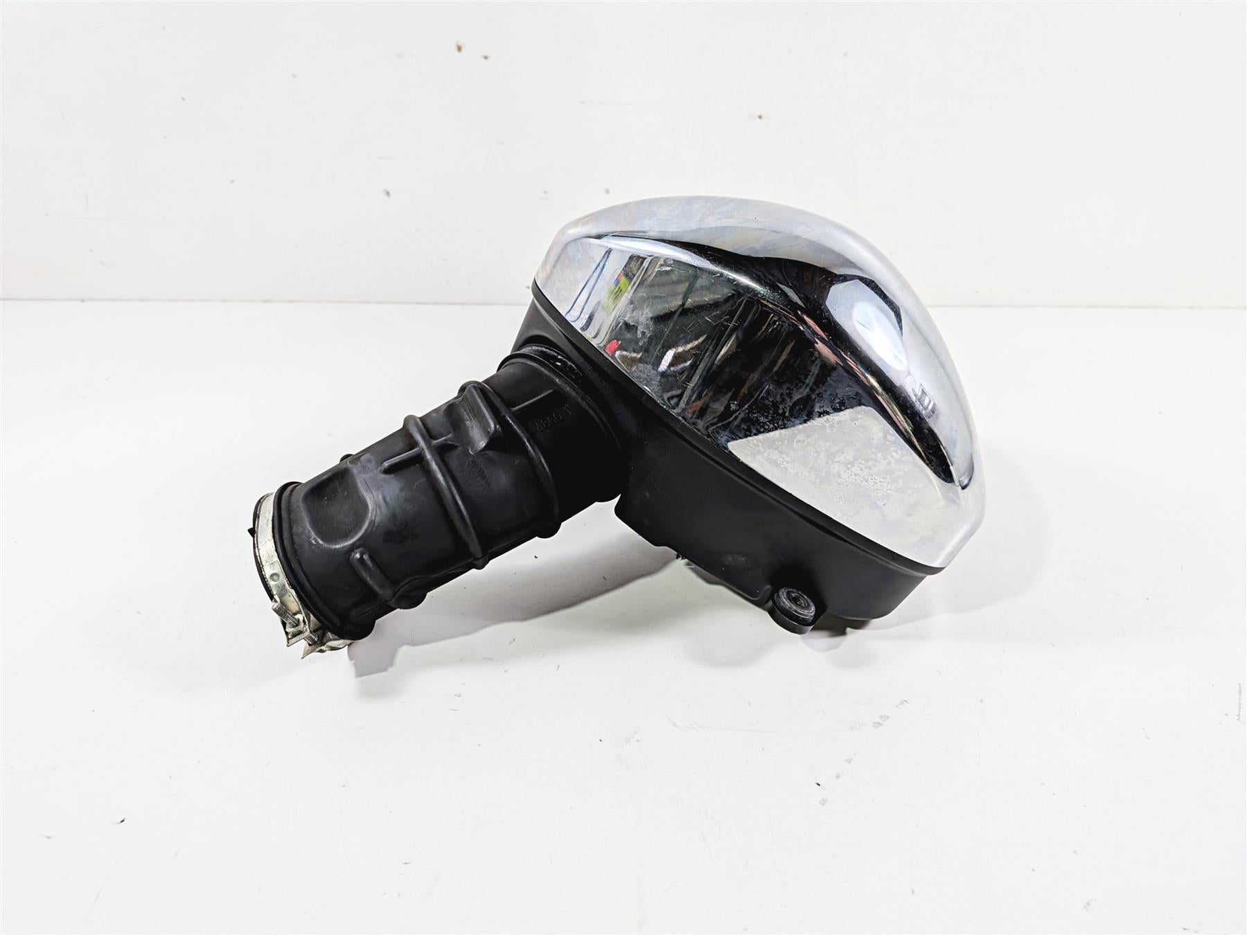 2014 Suzuki M109R VZR1800 Boulevard Right Air Cleaner Breather 13701-48G40 {{ shop.shopifyCountryName }} - Mototech271